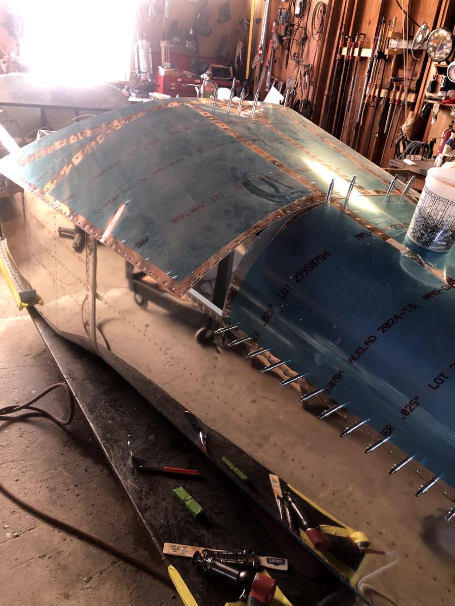 Fuselage aft top skins